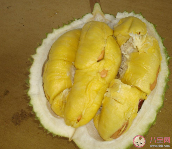 吃榴莲可以缓解痛经吗 榴莲会有哪些养生功效 吃榴莲可以缓解痛经吗 榴莲会有哪些养生功效